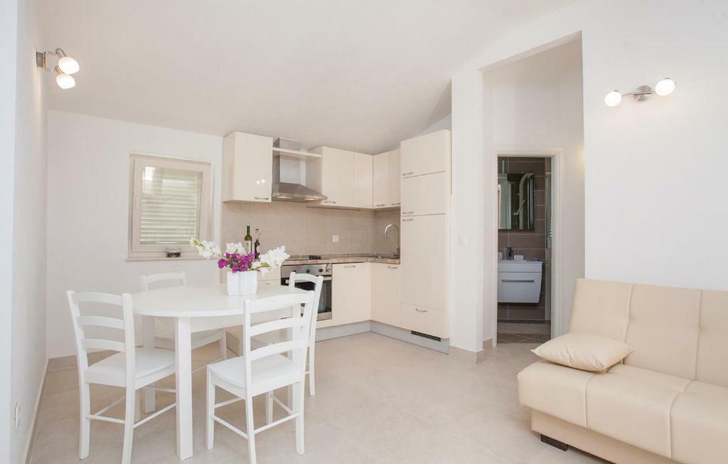 Beautiful Apartment By The Sea Prizba Bagian luar foto